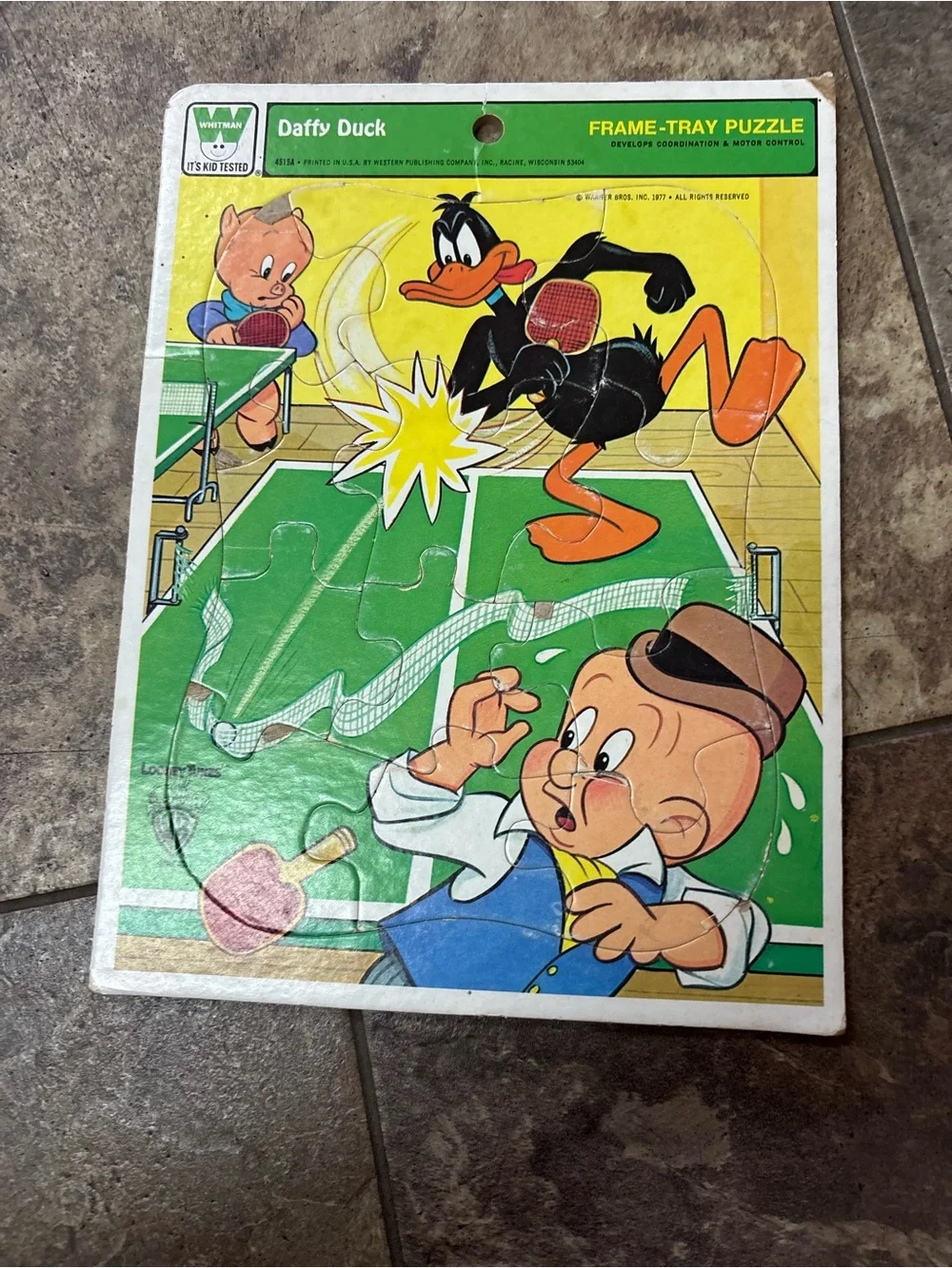 Vintage Daffy Duck Frame-Tray Puzzle - Green & Yellow